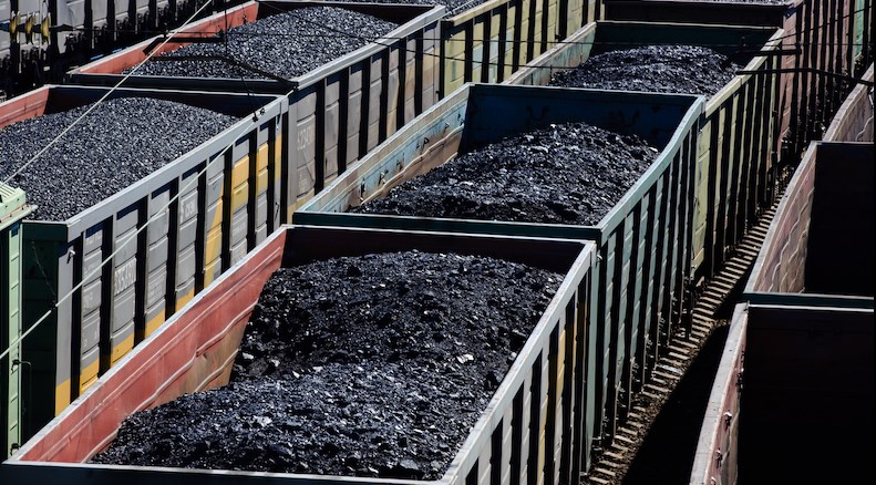 Coal shortage: Amit Shah meets Power, Coal, Raliway Ministers on power situation